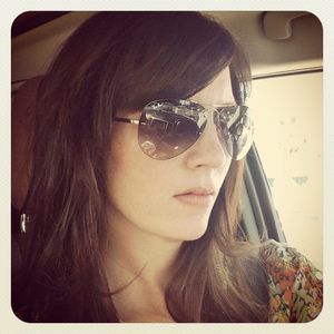 Meet your Posher, Cara